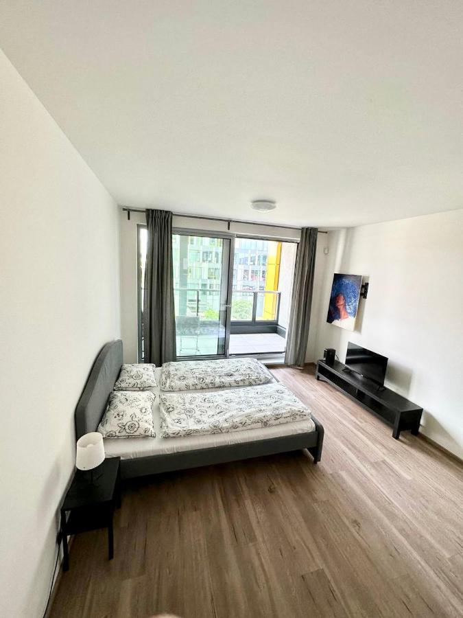 Harfa Apartment Chill Zone Praag Buitenkant foto